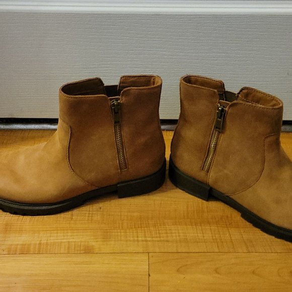 Sorel Emelie II tan suede zip bootie size 9 NWOB - Picture 12 of 12